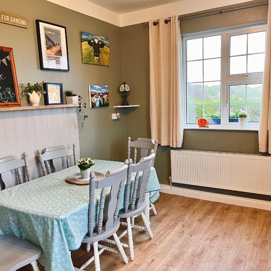 Wild Atlantic Stay Cottage ゴールウェイ エクステリア 写真